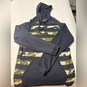 Nike Dri Fit Camo Hoodie